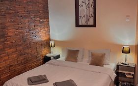 Ultracentral Apartment 2